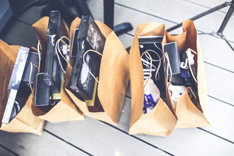 magasin-MOUGINS-min_shop_shopping_bags_gift_brown_blank_market_product-722676